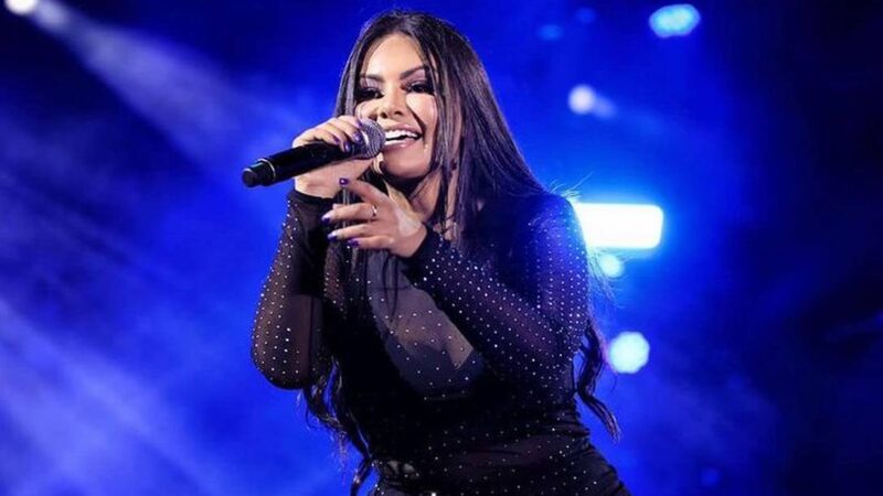 Morre a cantora Paulinha Abelha, da banda Calcinha Preta, aos 43 anos