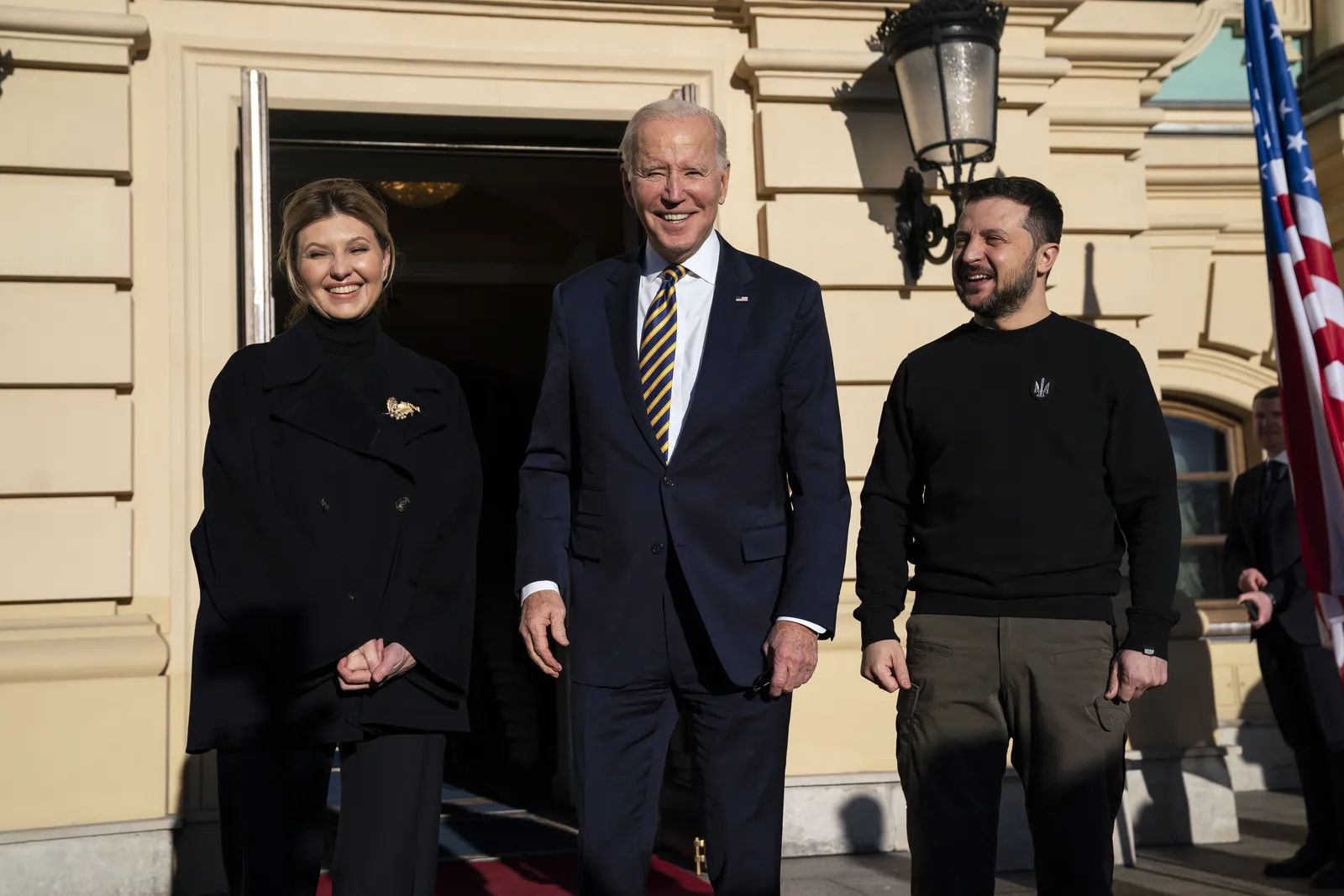 Biden faz viagem surpresa a Kiev, na Ucrânia, e anuncia ajuda de US$ 500 milhões