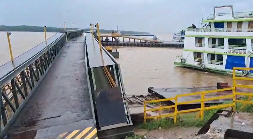 VÍDEO: Veja momento em que balsa colide com porto de Borba, no AM