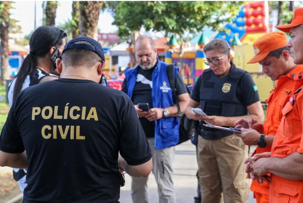 Fiscalização encerra bloco de rua em Manaus; outros 2 são autuados