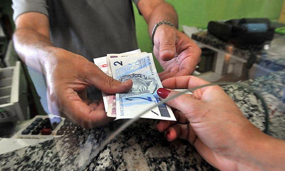 882 mil amazonenses não sabem que estão endividados, alerta Serasa