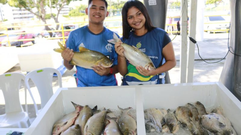 Feirão da ADS: mais de 8 toneladas de peixe são vendidas no 1º dia em Manaus