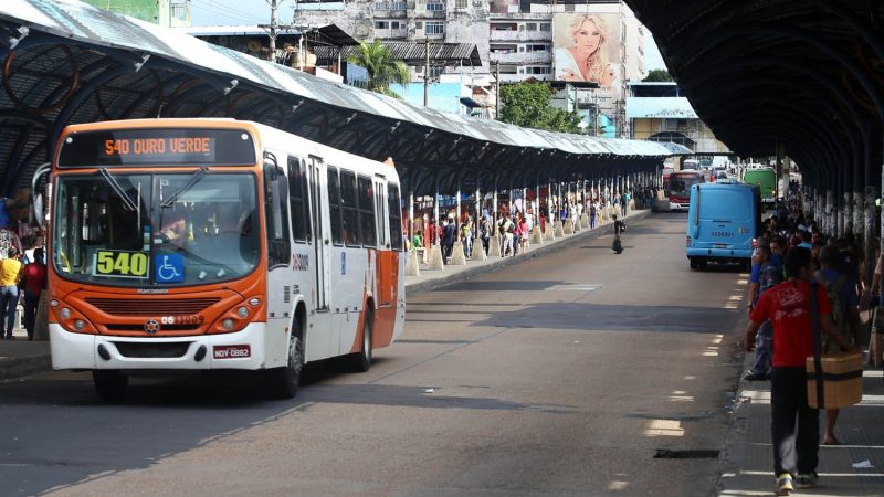 Greve de ônibus chega ao fim após 2 dias de paralisação em Manaus