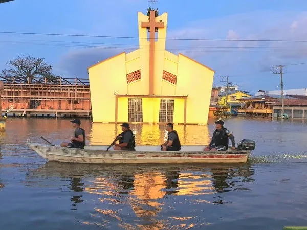 Cheia no Amazonas já afeta mais de 52 mil famílias, diz boletim do governo